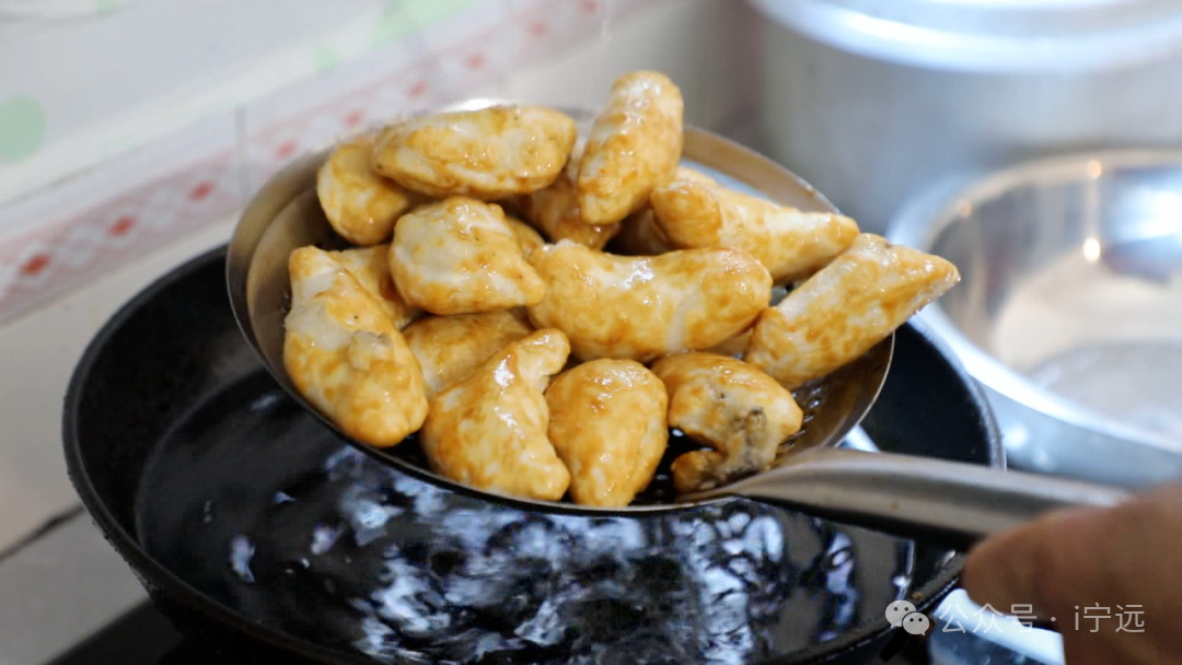 家乡湖南宁远的🥐月亮粑粑